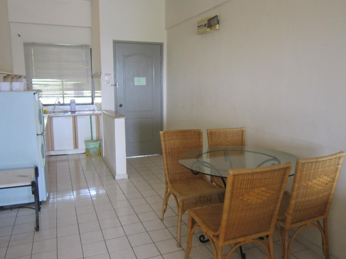 Dining Room 15