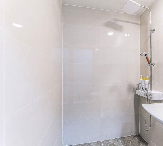 Bathroom 3, Hotel RODEM, Yeonsu