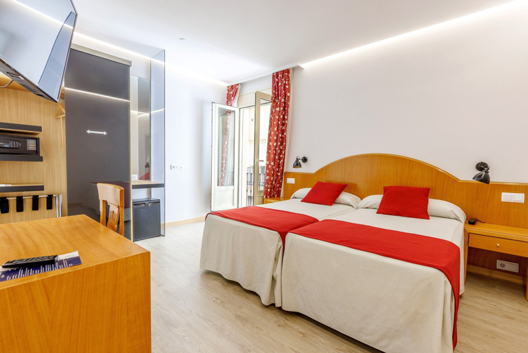 Bedroom 3, Hotel Europa, Madrid