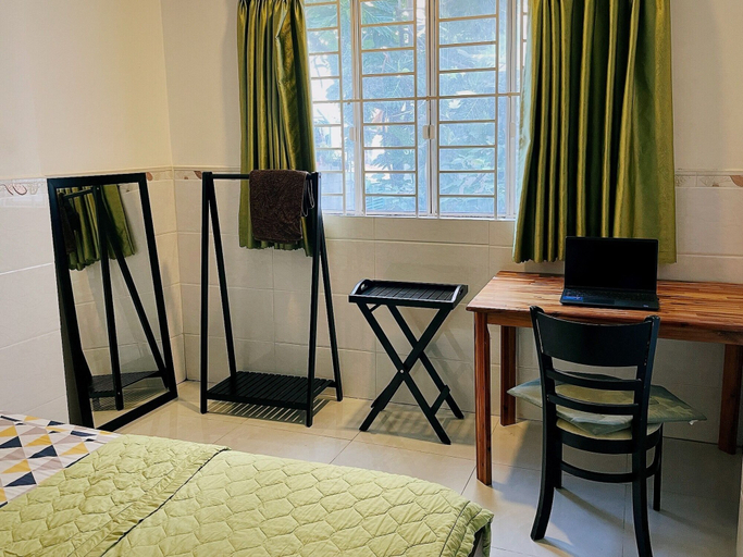 Others 5, Moonie House Saigon, District 4