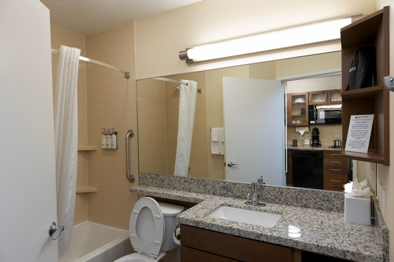 Bathroom 9
