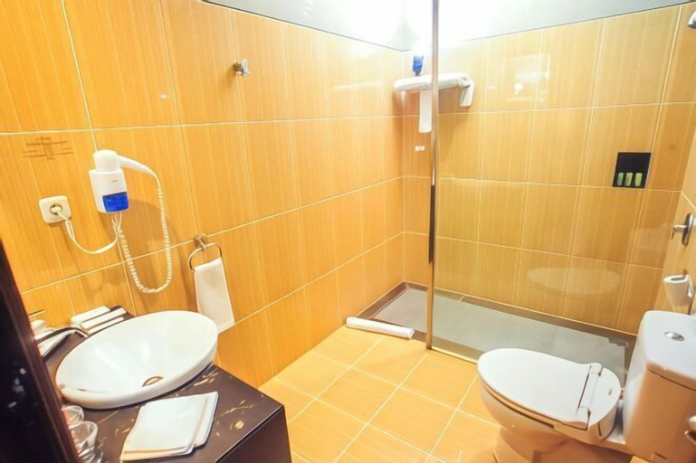 Bathroom 5