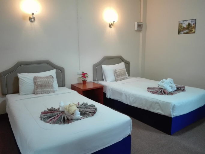 Bedroom 12