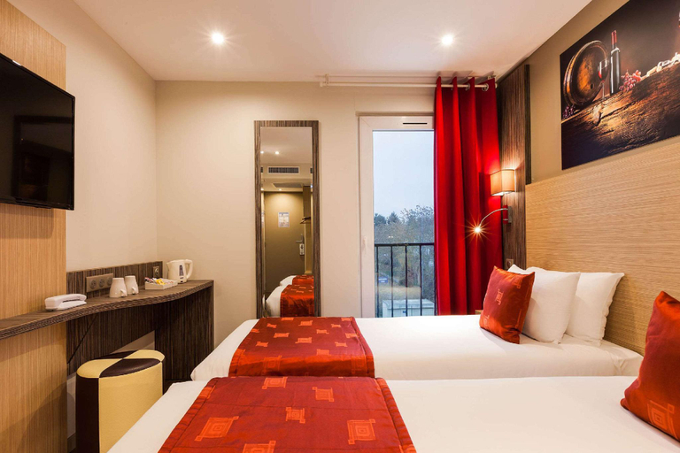 Bedroom 13