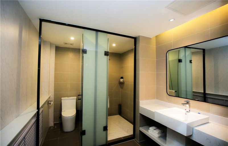 Bathroom 3, Thank Inn Plus Lanzhou Dongfanghong Plaza Pingliang Road, Lanzhou