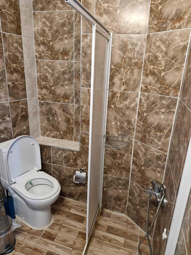Bathroom 5, Assos Ada, Ayvacık