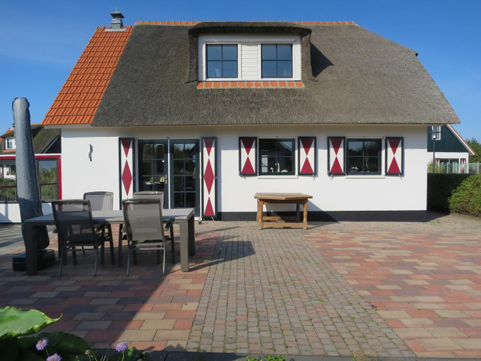Others 5, Buitenplaats 87, Zijpe