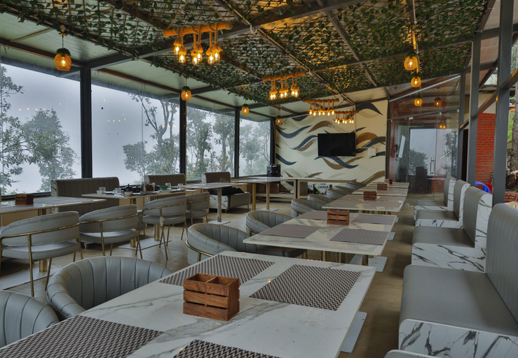 Food & Drinks 4, Castle Glamp by Auroras Resorts, Nainital