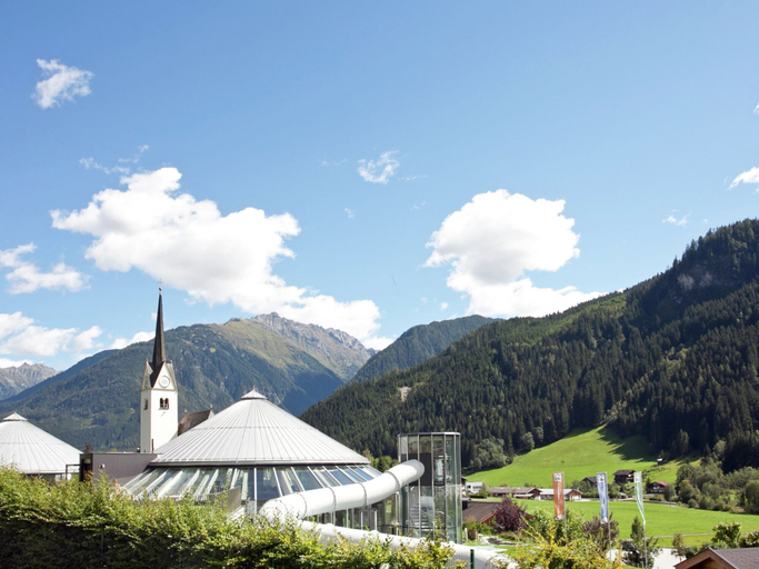 Others 5, Chic Chalet Wald in Pinzgau With Pool, Zell am See