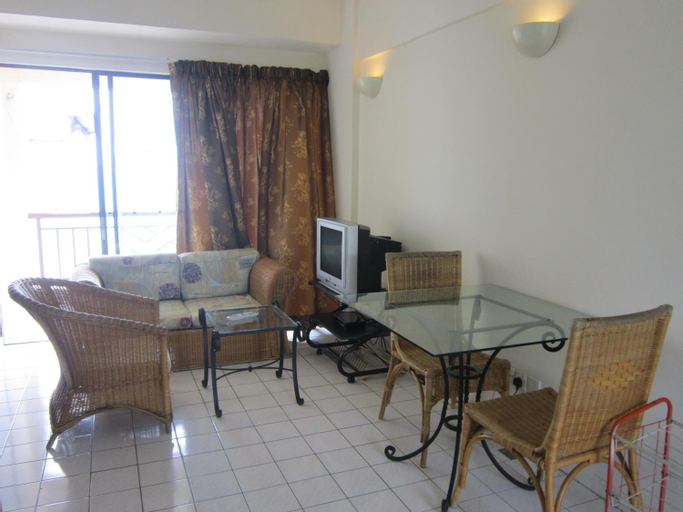 Dining Room 10