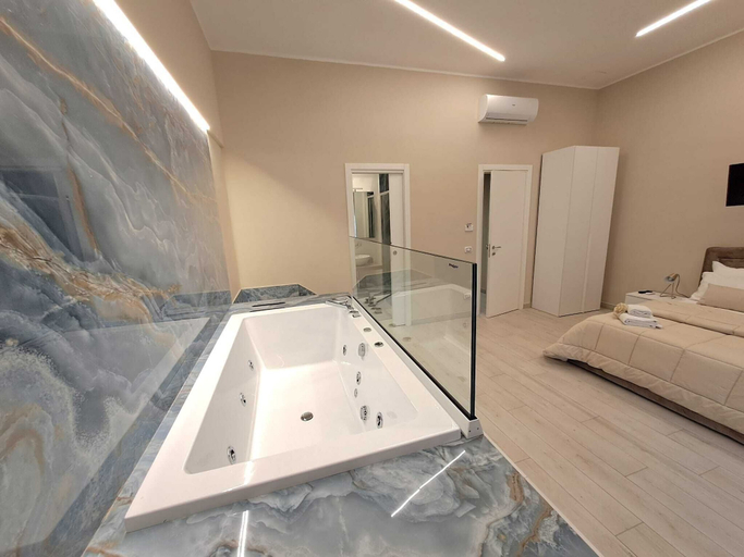 Others, B&B POMPEI CENTER LUXURY VIA ROMA, Napoli