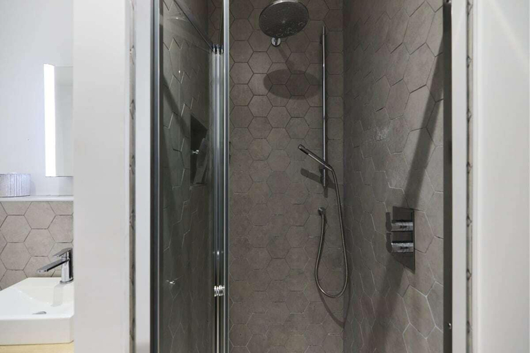 Bathroom 4, The Putney Hideaway - Modern and Elegant 3bdr Flat With Patio, London