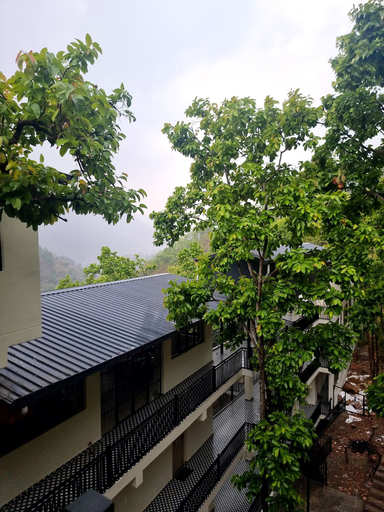 Exterior & Views 2, Marten's Wilderness Retreat, Garhwal