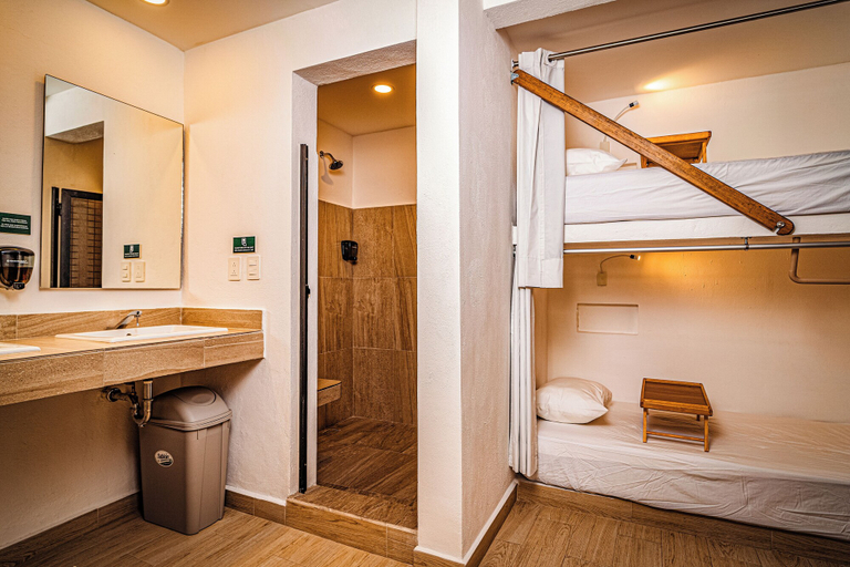 Bathroom 4, Digital Nomads Hotel & Co-Living, Isla Mujeres