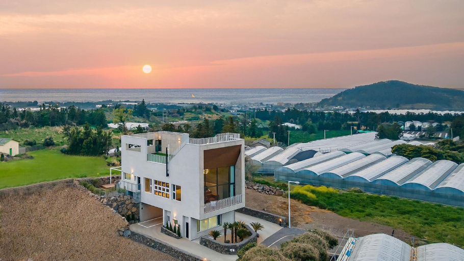 Exterior & Views 2, Jeju Themoon Poolvilla, Jeju