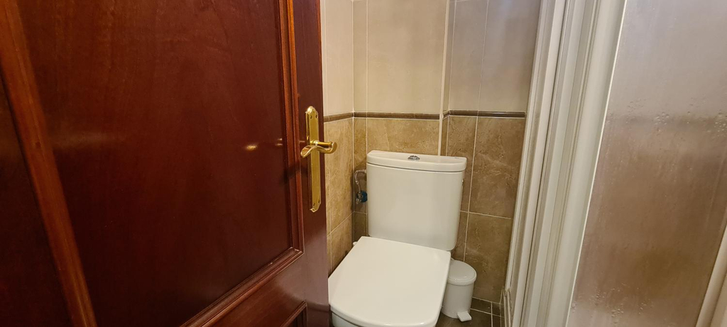 Bedroom 3, El Alleranu de Candas con Wifi Incluido, Asturias