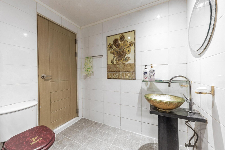Bathroom 4, Gapyeong Chaerokji Pension, Gapyeong