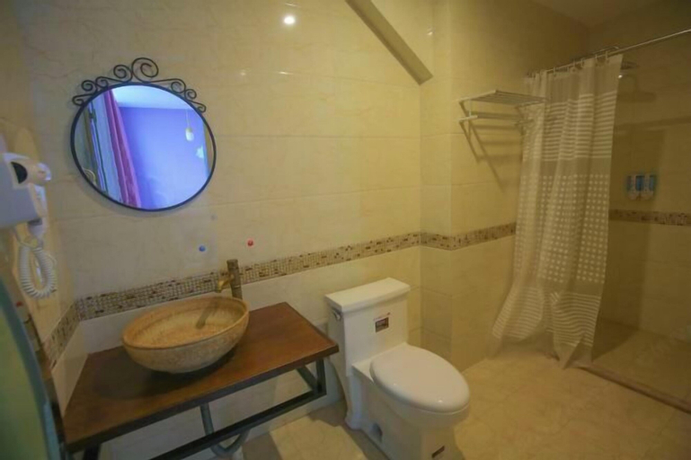 Bathroom 4