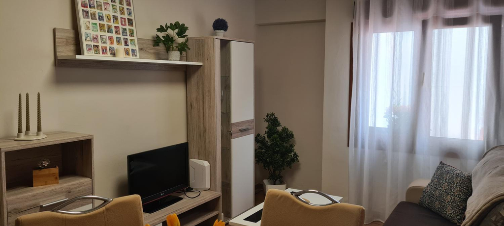 Others 5, El Alleranu de Candas con Wifi Incluido, Asturias