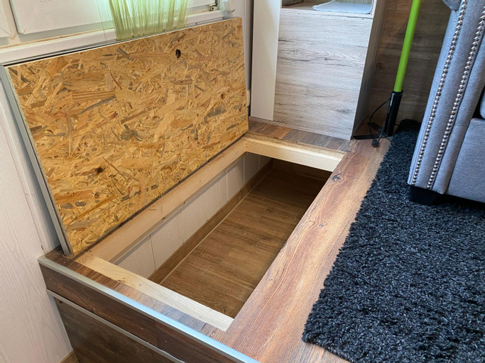 Others 4, Die Pilgerbox, Tiny House trifft Urlaub, optional mit Sauna und Whirlpool, Euskirchen