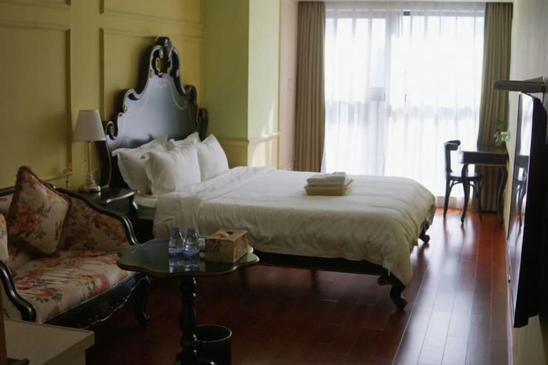 Bedroom 8