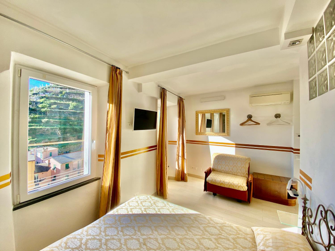 Bedroom 2, The Manarola Sea View, La Spezia