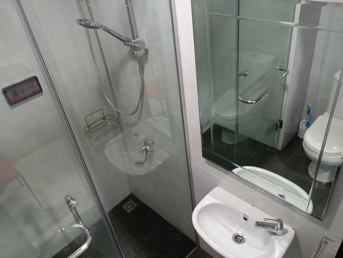 Bathroom 3