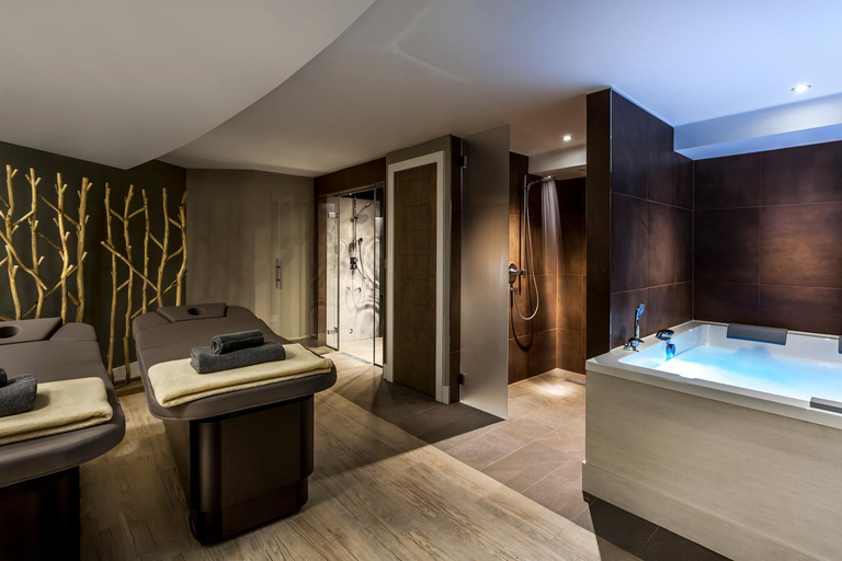 Bathroom 5, The Langdale Hotel & Spa, Cumbria