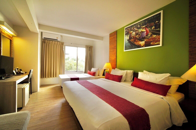 Bedroom 13