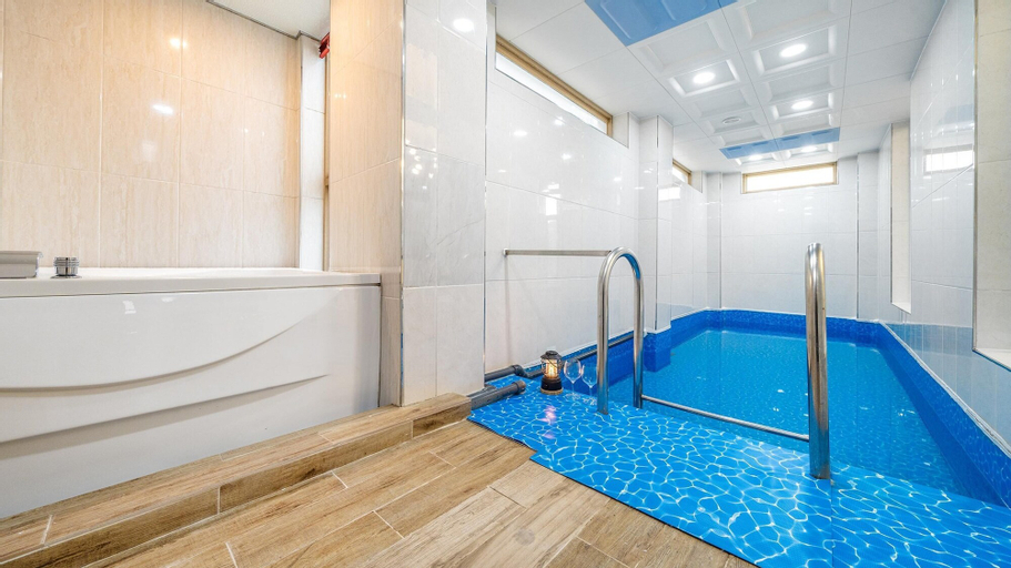 Swimming Pool 26