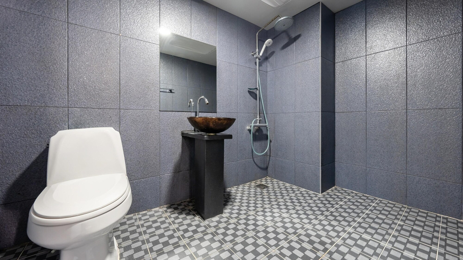 Bathroom 4, Gapyeong Poin Poolvilla Pension, Gapyeong