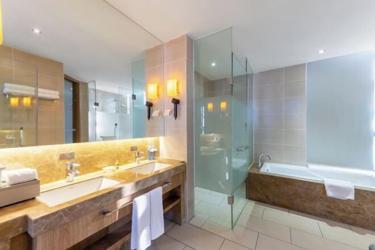 Bathroom 4, Nishi Hotel, Jinan