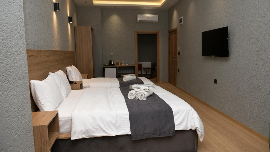 Bedroom 1, Daymonth Hotel, Küçükçekmece