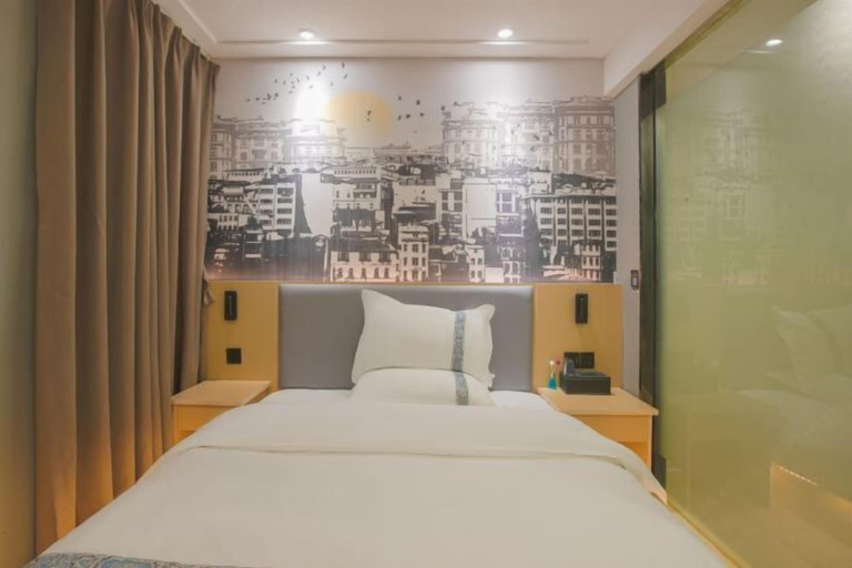 Bedroom 5, Penglai Hotel, Shenzhen