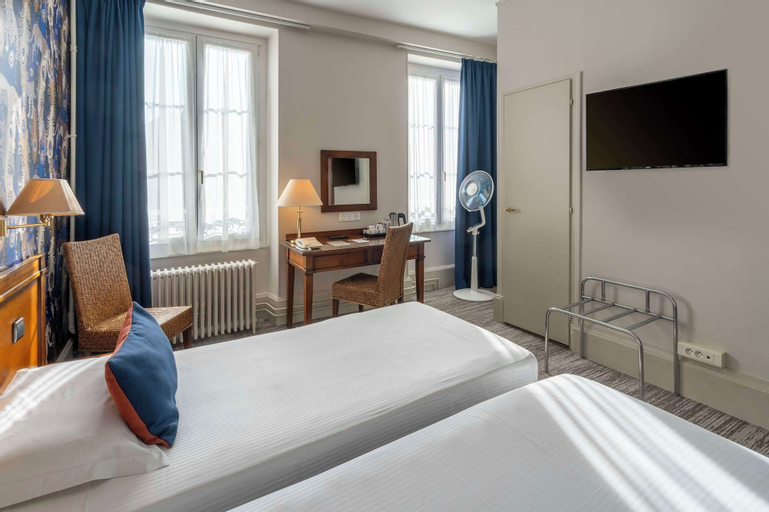 Bedroom 8