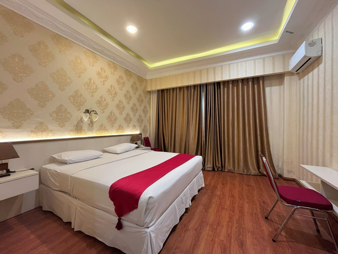 Bedroom 8