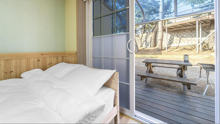 Bedroom 21