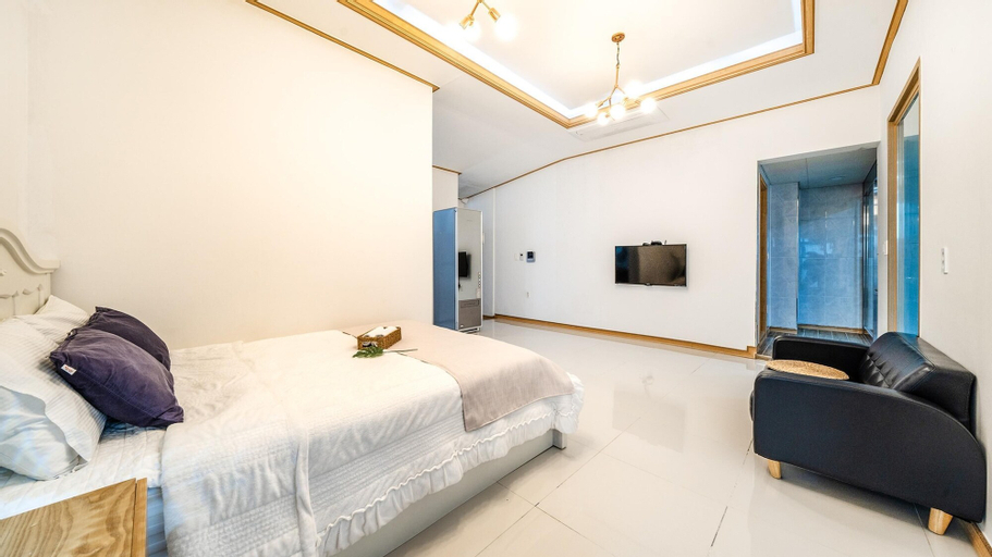 Bedroom 21