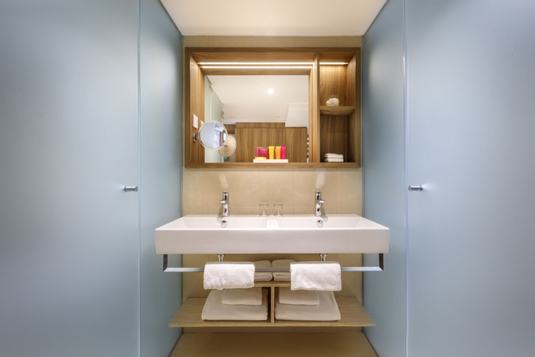 Bathroom 4, Girandella Resort, Valamar Collection, Labin