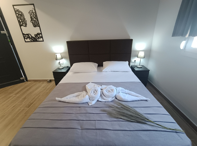 Bedroom 4, Nioplias Luxury Apartments Pefkohori, Central Macedonia