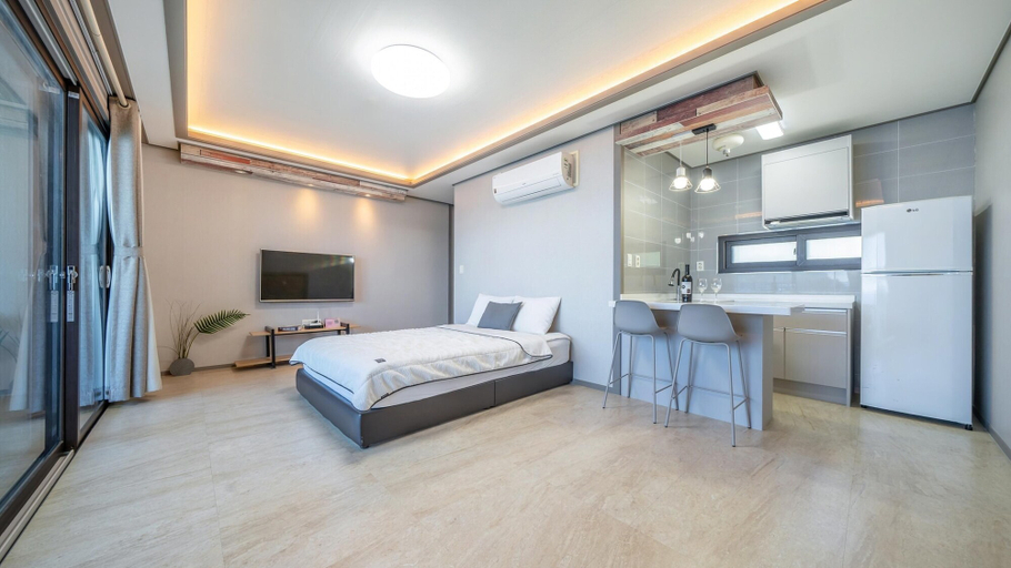 Bedroom 3, Yeosu Baraboda Ocean View Pension, Yeosu