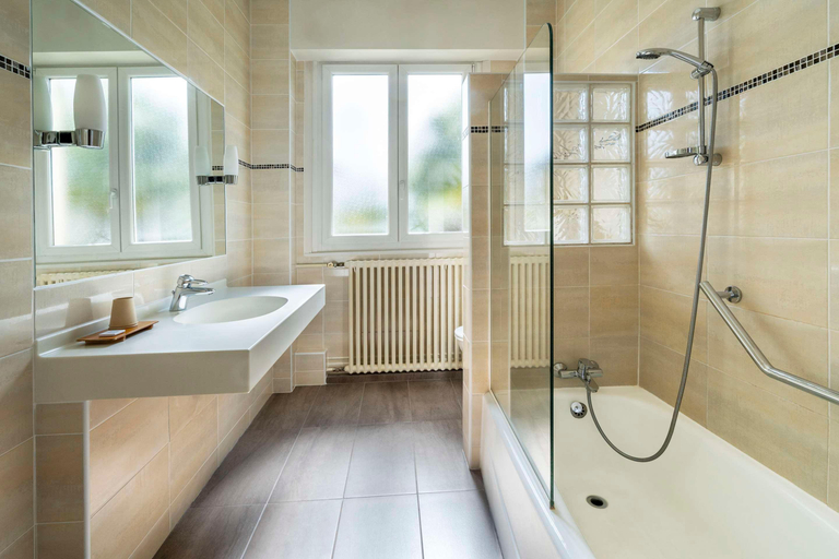 Bathroom 4