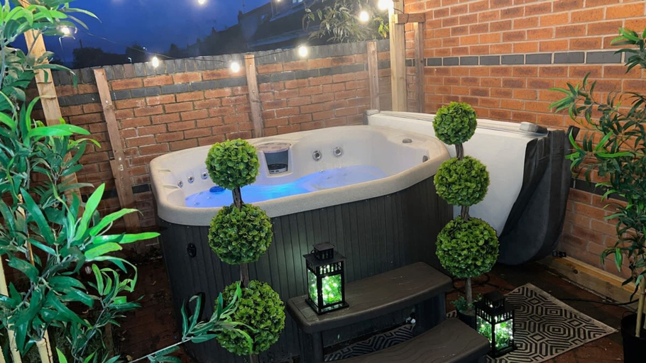 Bathroom, The Cheshire Gathering - Hot Tub 8 Bedroom, Cheshire West and Chester