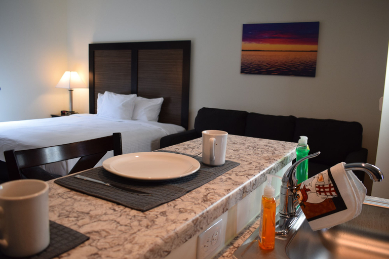 Bedroom 2, Menominee River Extended Stay Hotel, Marinette
