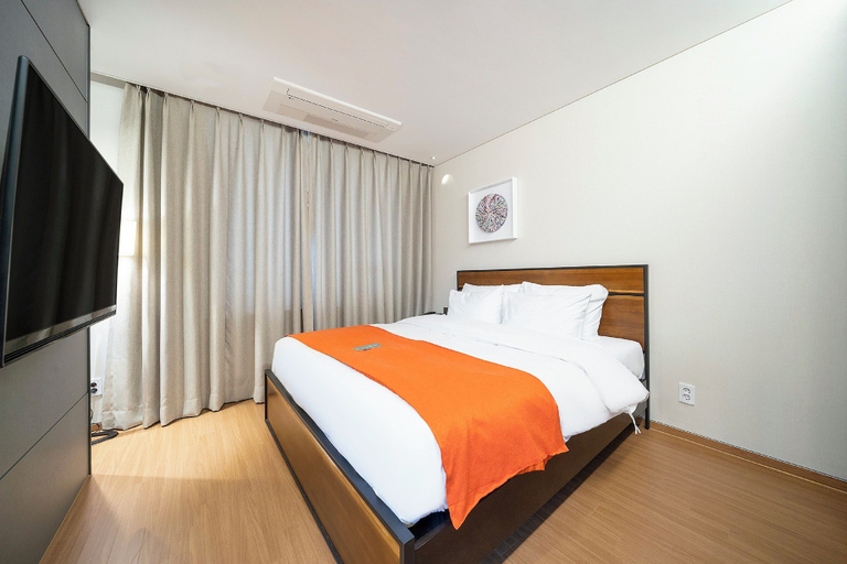 Bedroom 3, GLOUCESTER HOTEL CHEONGJU, Cheongju