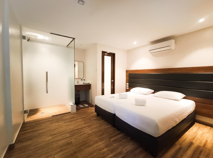 Bedroom 5, The Hub District Garden Suites, Pasay City