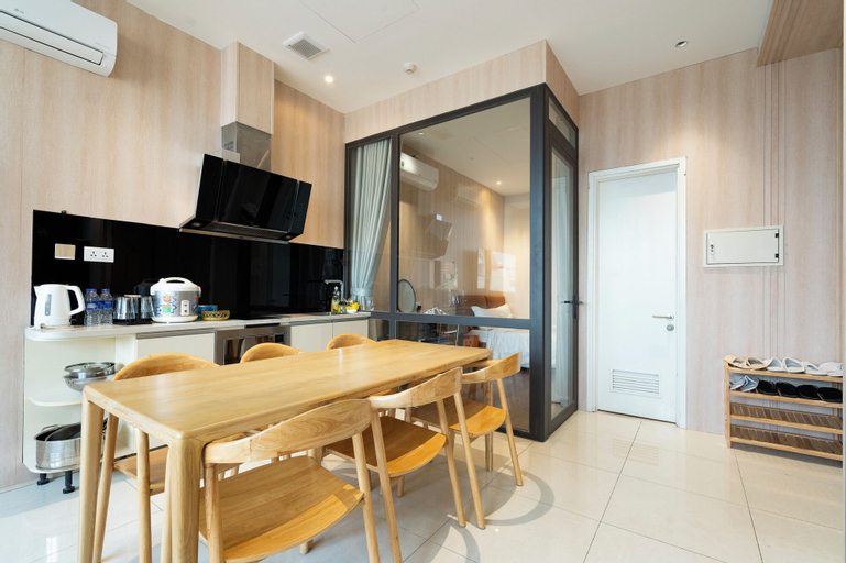 Dining Room 18