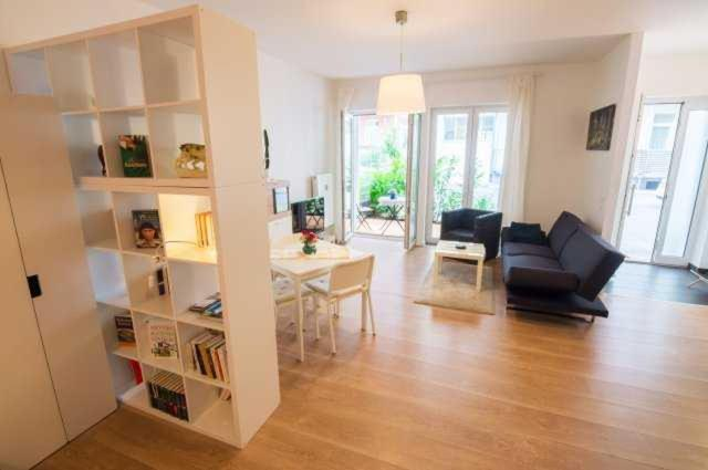 Others 3, Ferienwohnung Fritz- Buchner- Str, Erfurt