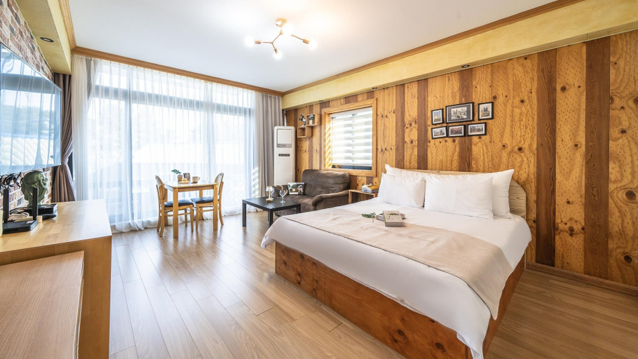Bedroom 1, Gangneung Jd38 spa Pension, Gangneung
