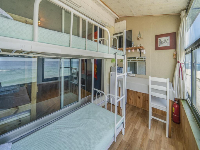 Bedroom 3, Gangneung Daleulsamkinbada Pension, Gangneung